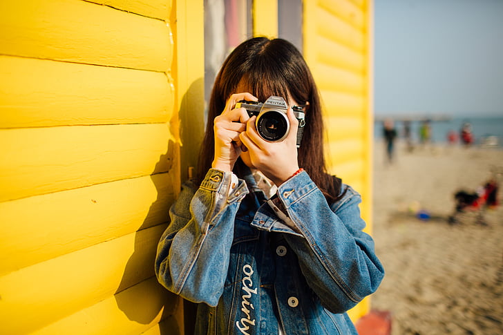 photography-the-scenery-bright-woman-preview.jpg